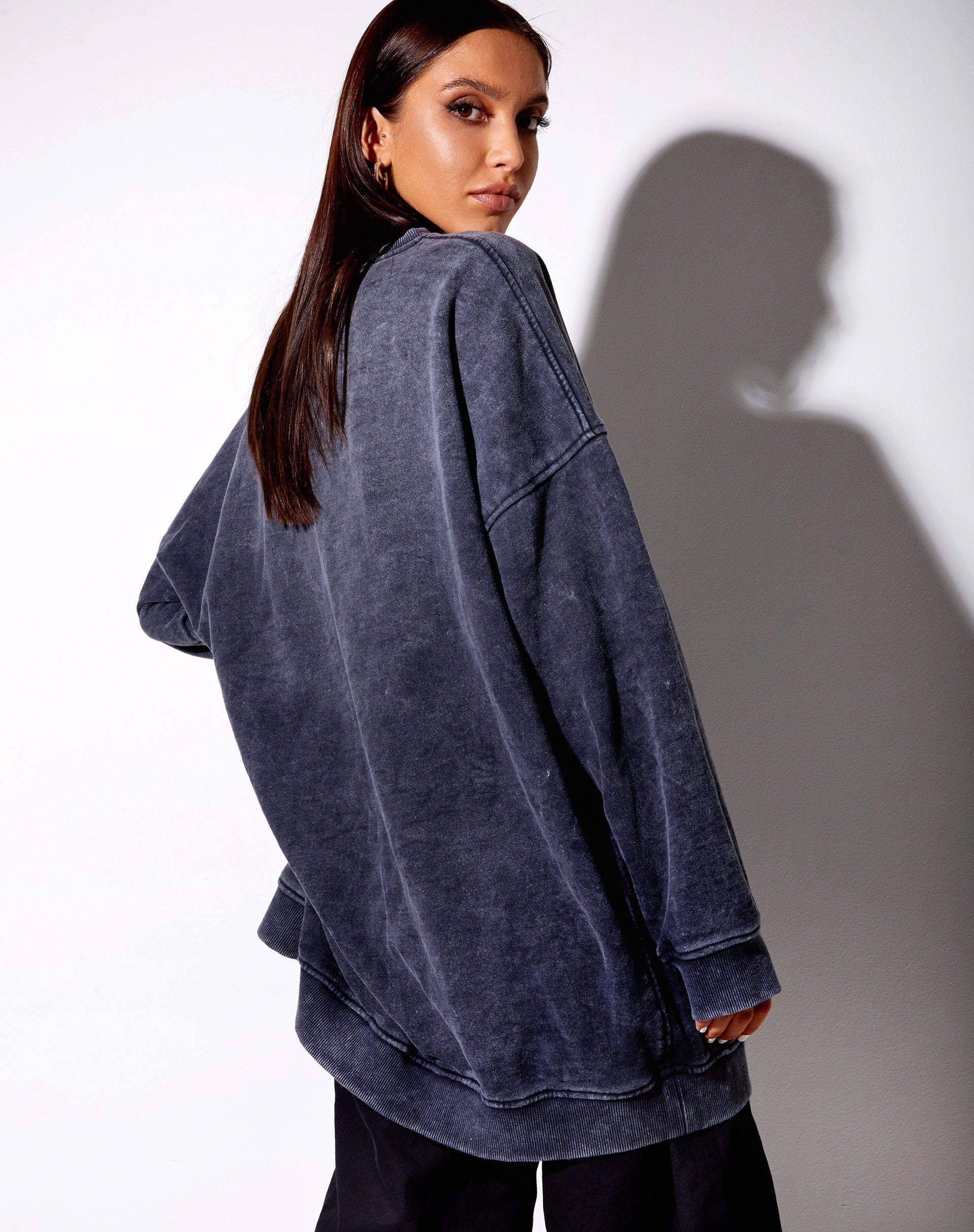 Image of Glo Sweatshirt in Black Wash Dragon