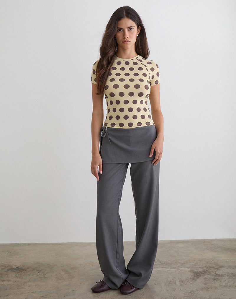 Agneta Tee in Yellow with Big Brown Polka Dots