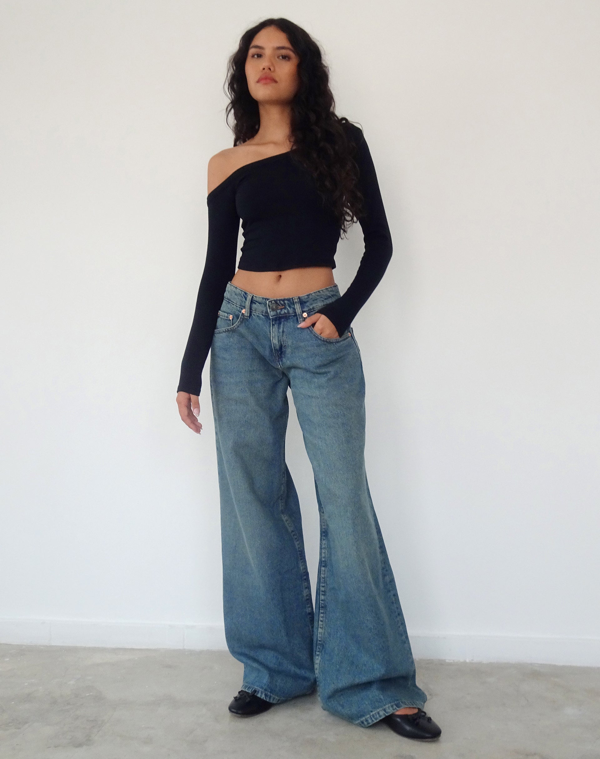Image of Roomy Oversized Low Rise Jeans in Vintage Blue Green