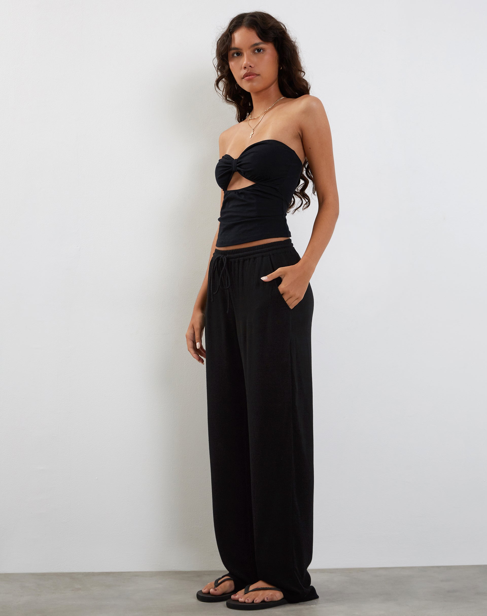 image of Cisa Wide Leg Trouser in Crinkle Black