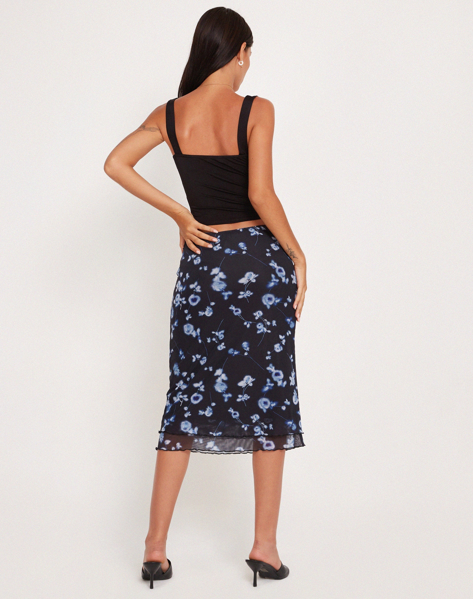Image of Eldonia Mid Skirt in Mesh Navy Diffused Floral