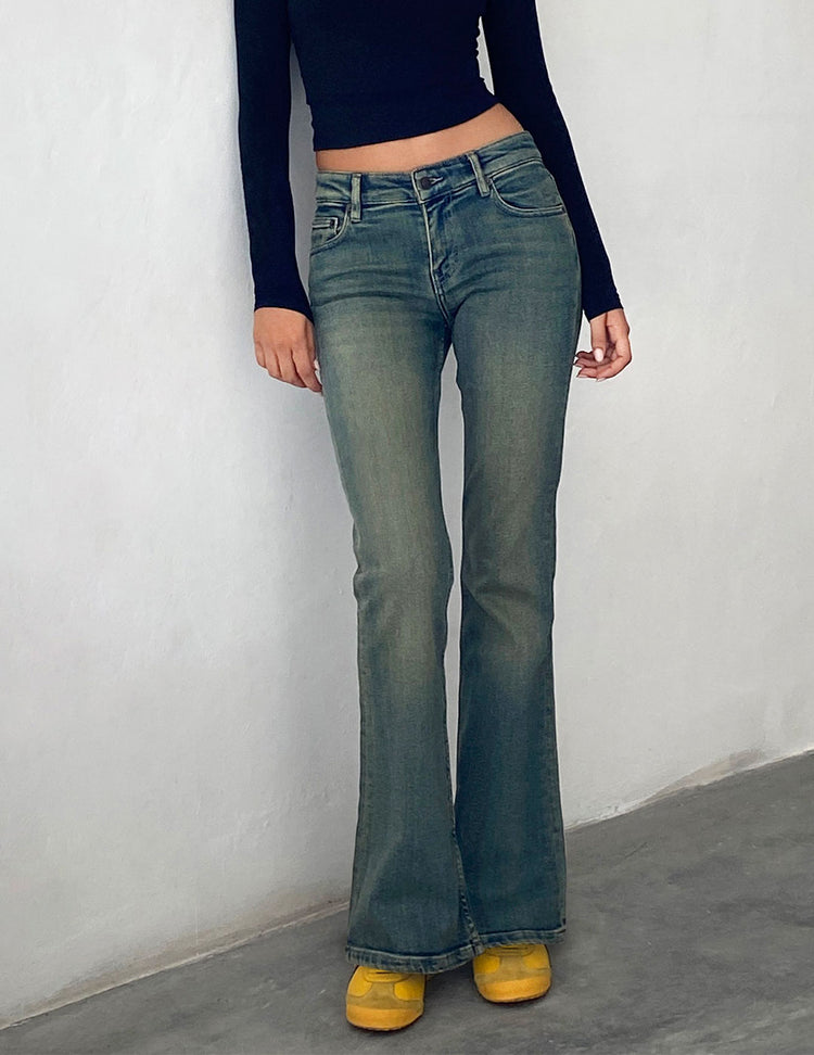 FLARE JEANS