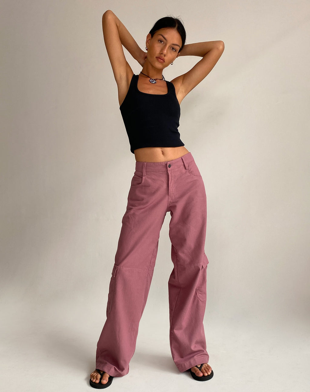 Gemma Low Rise Cargo Trouser in Mauve Linen