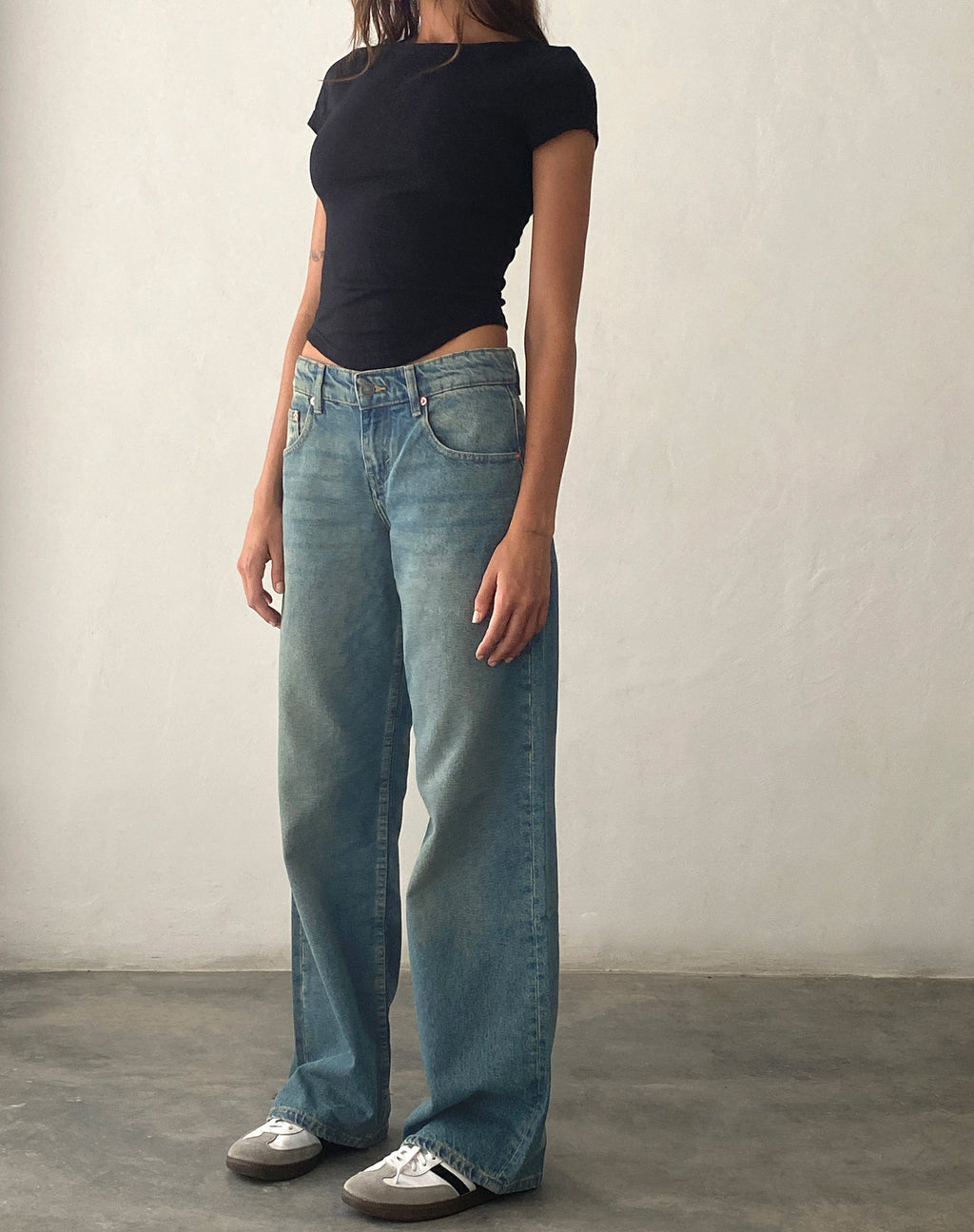 Low Rise Parallel Jeans in Vintage Blue Green