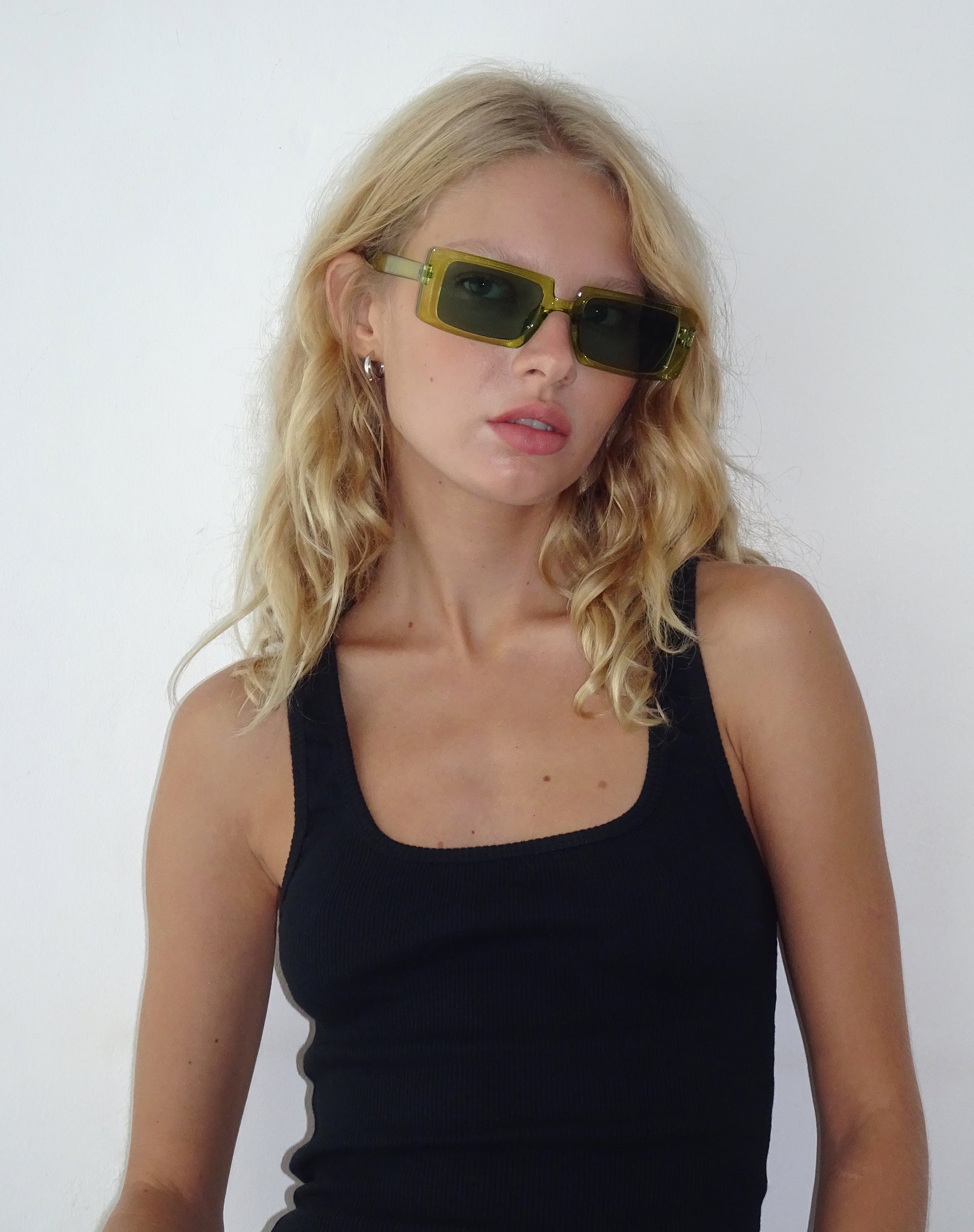 Lelia Rectangle Sunglasses in Green
