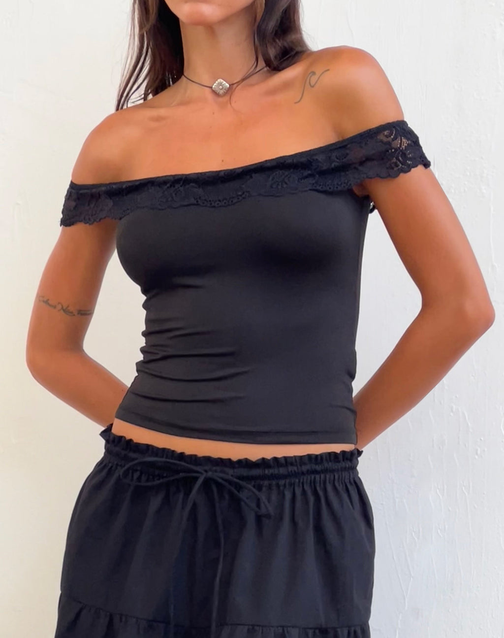 Nesel Bardot Top in Slinky Lace Black
