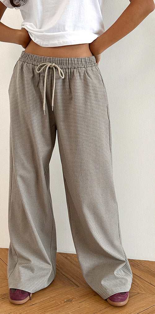 Image of Sasari Oversized Trouser in Check Grey