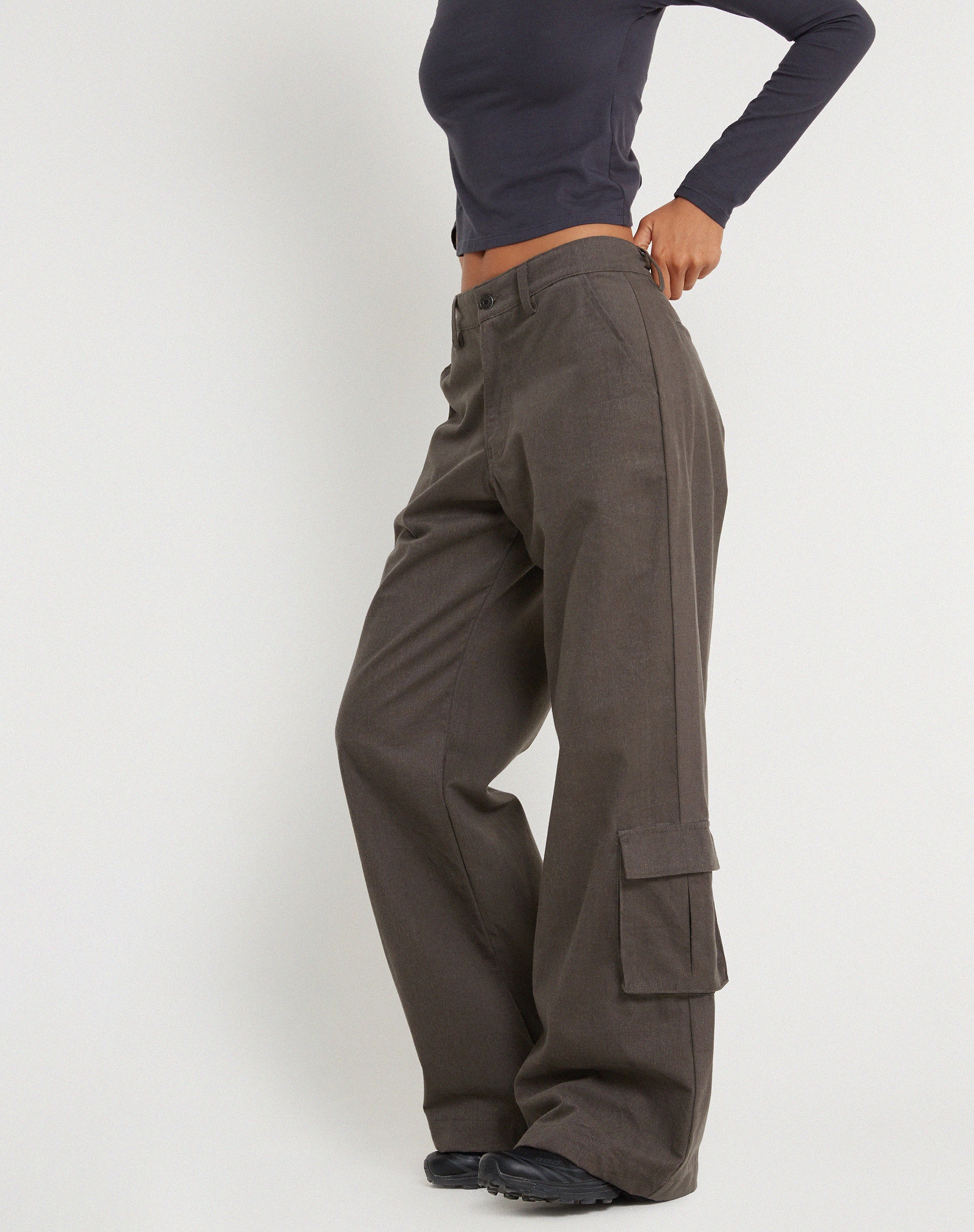 image of Shan Wide Leg Trouser in Dark Grey