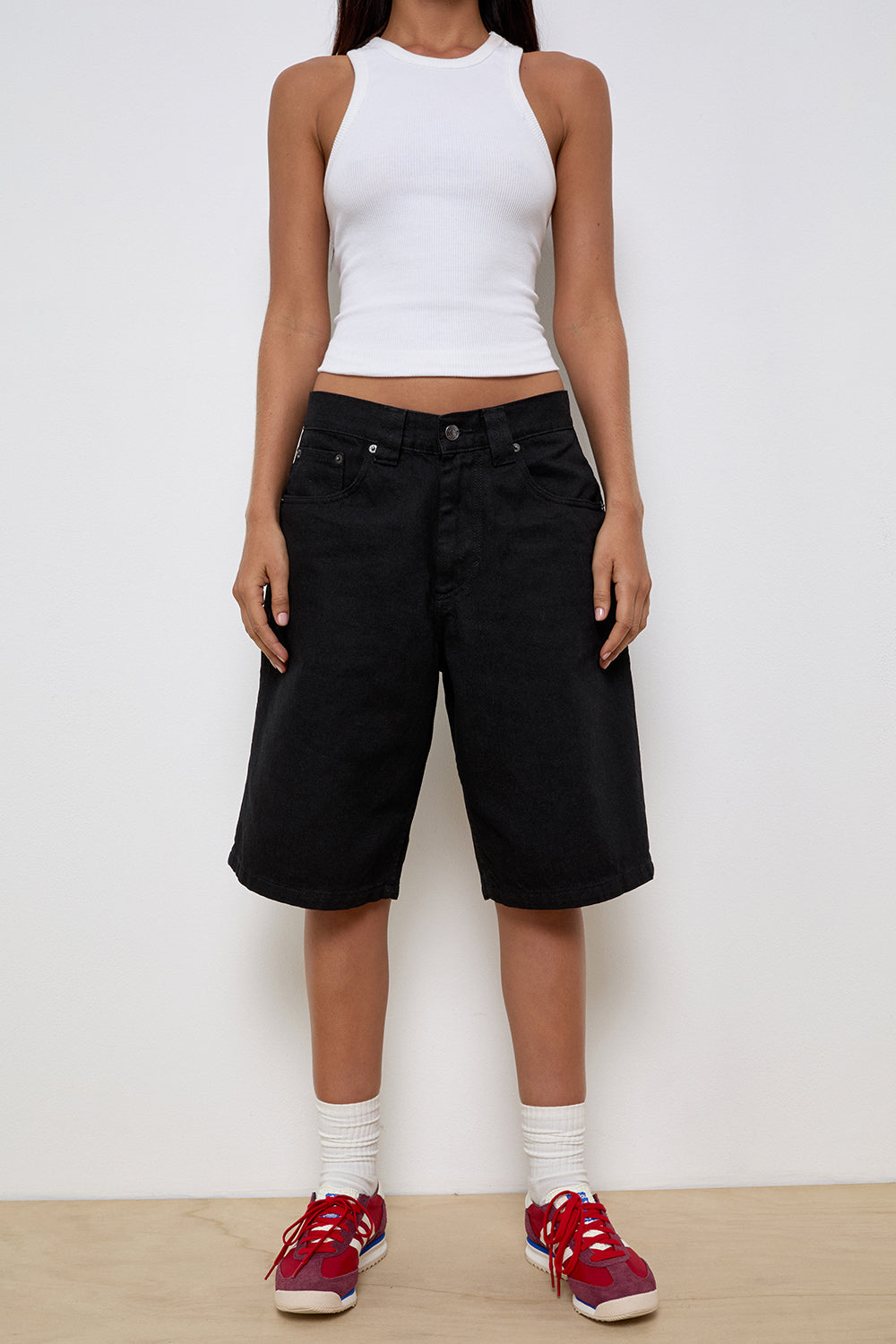 Low Rise Skater Shorts in Rinse Black Denim