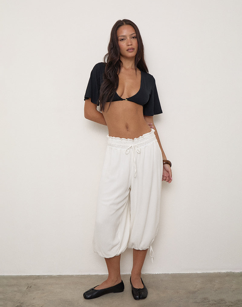 Image of Becku Balloon Capri in Crinkle Off White