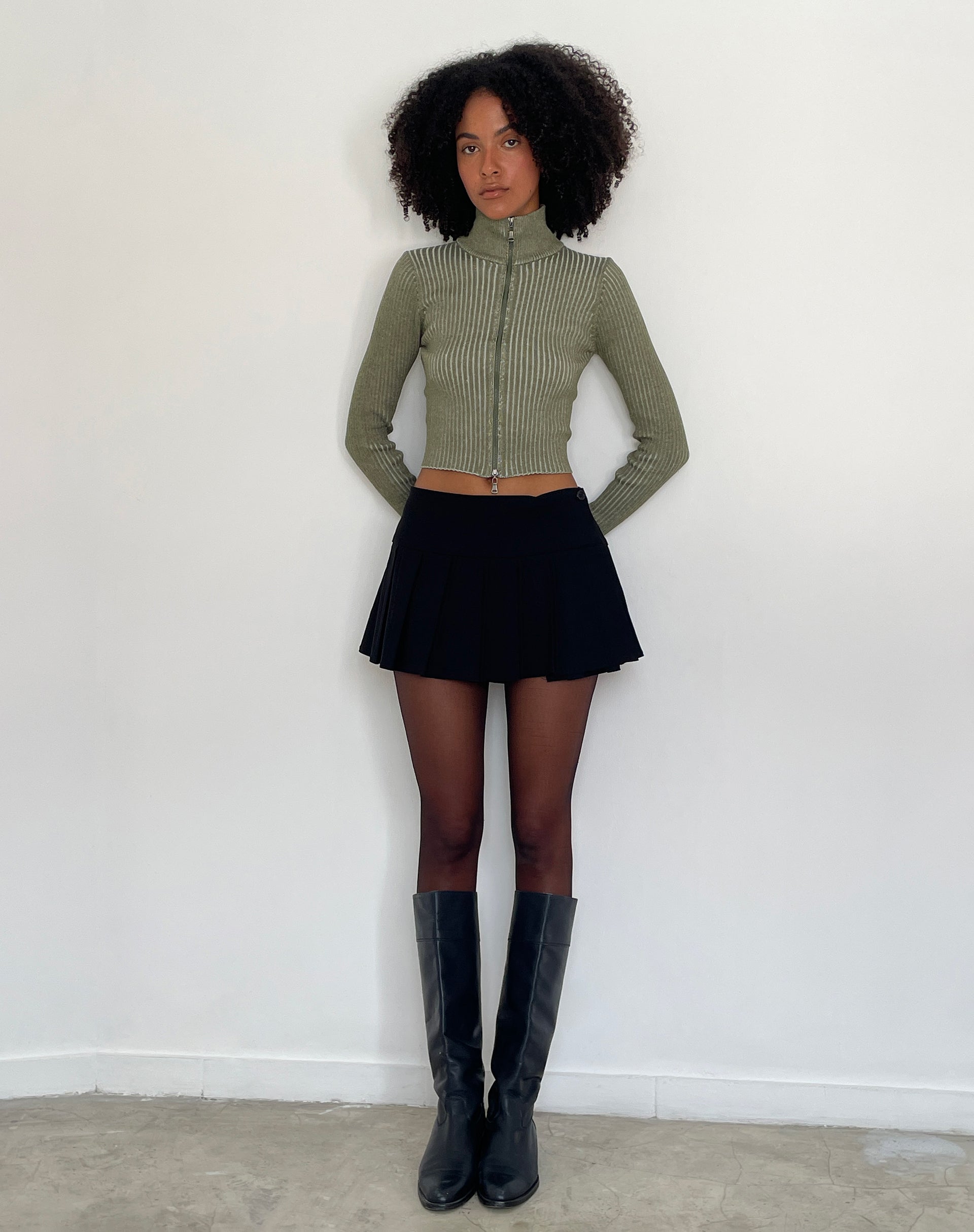 Image of Tuzifa Cropped Jumper in Olive