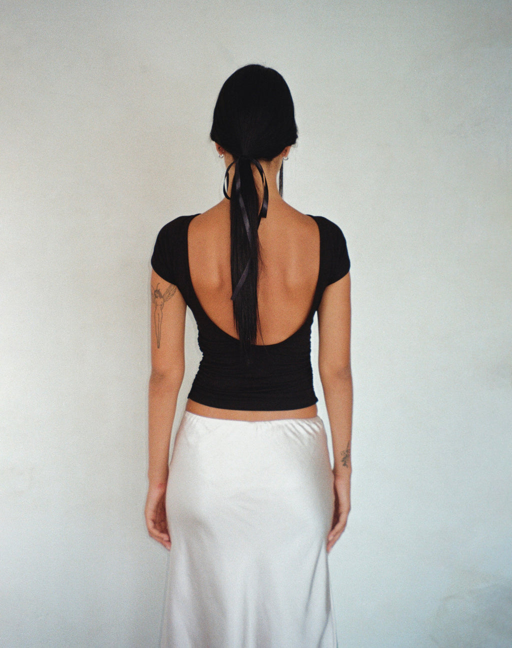 Xareni Ruched Backless Top in Black