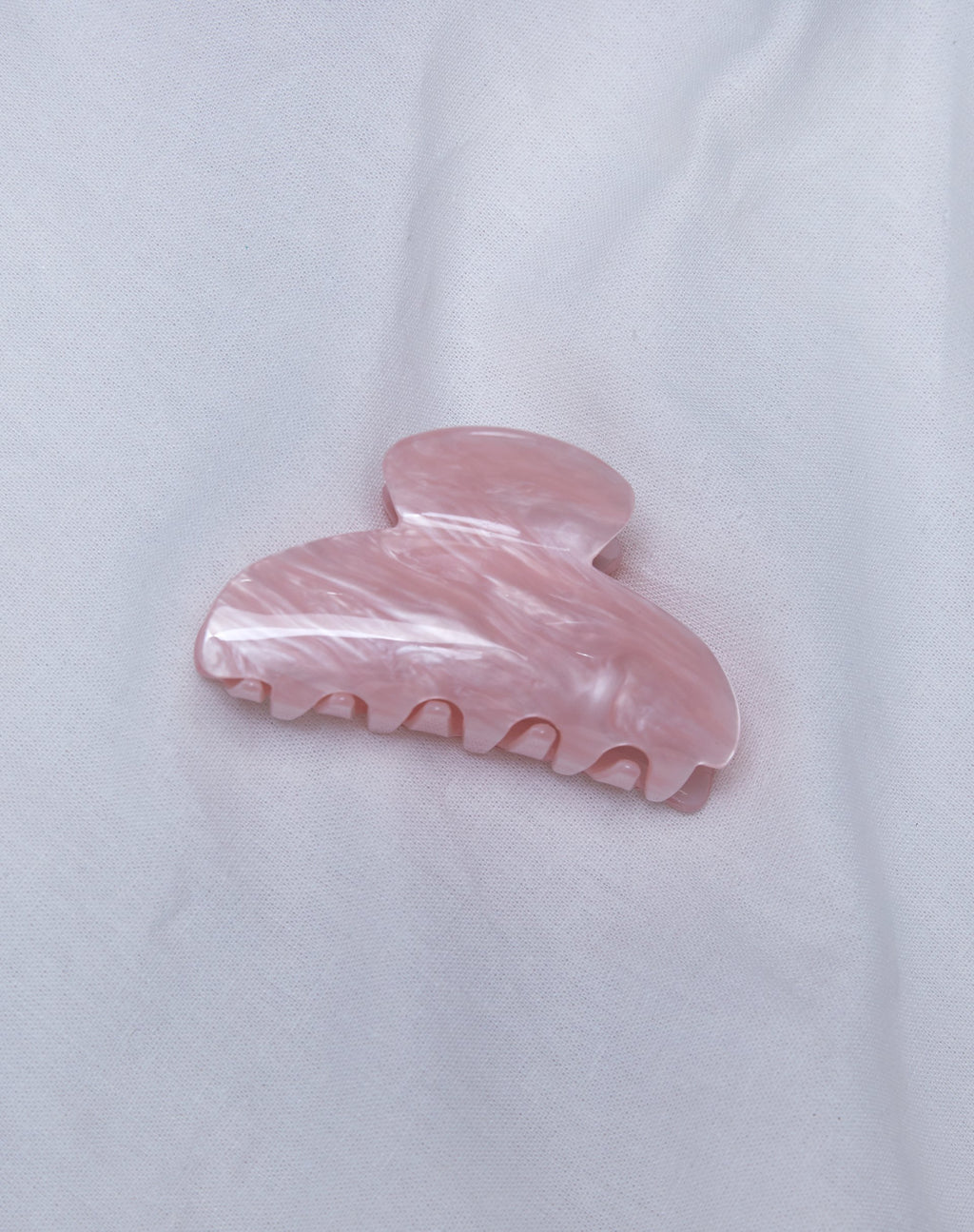 Kima Hair Claw in Pink Pearl