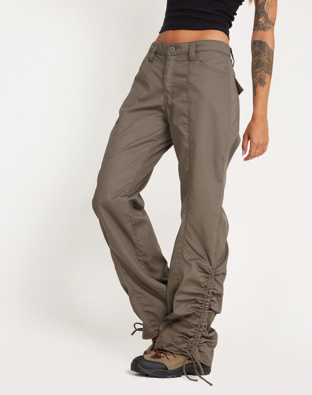 Bracha Low Rise Cargo Trousers in Fossil