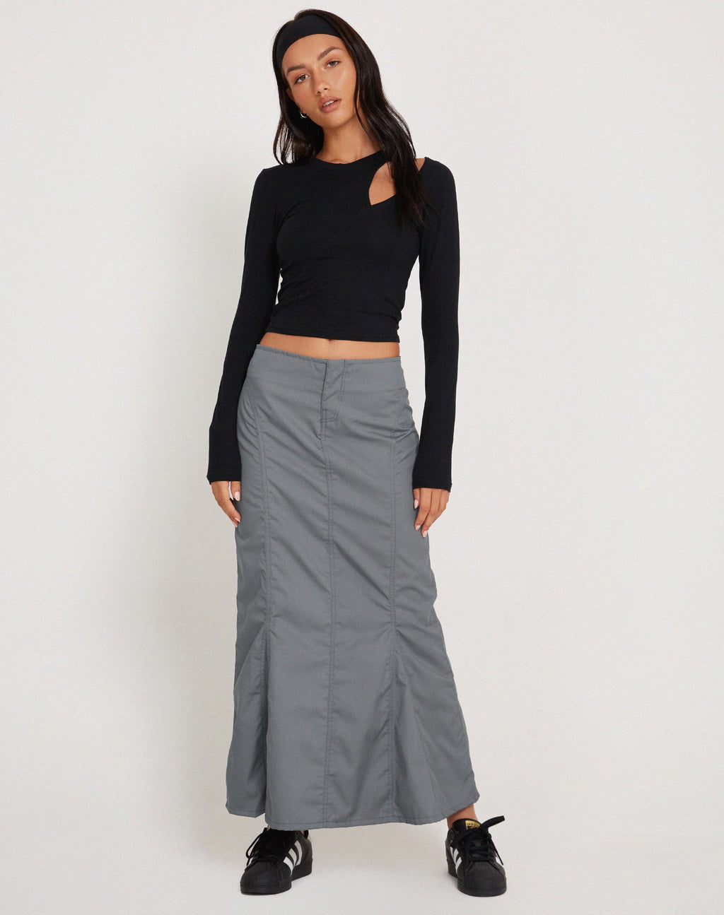 Chaeun Low Rise Midi Cargo Skirt in Grey