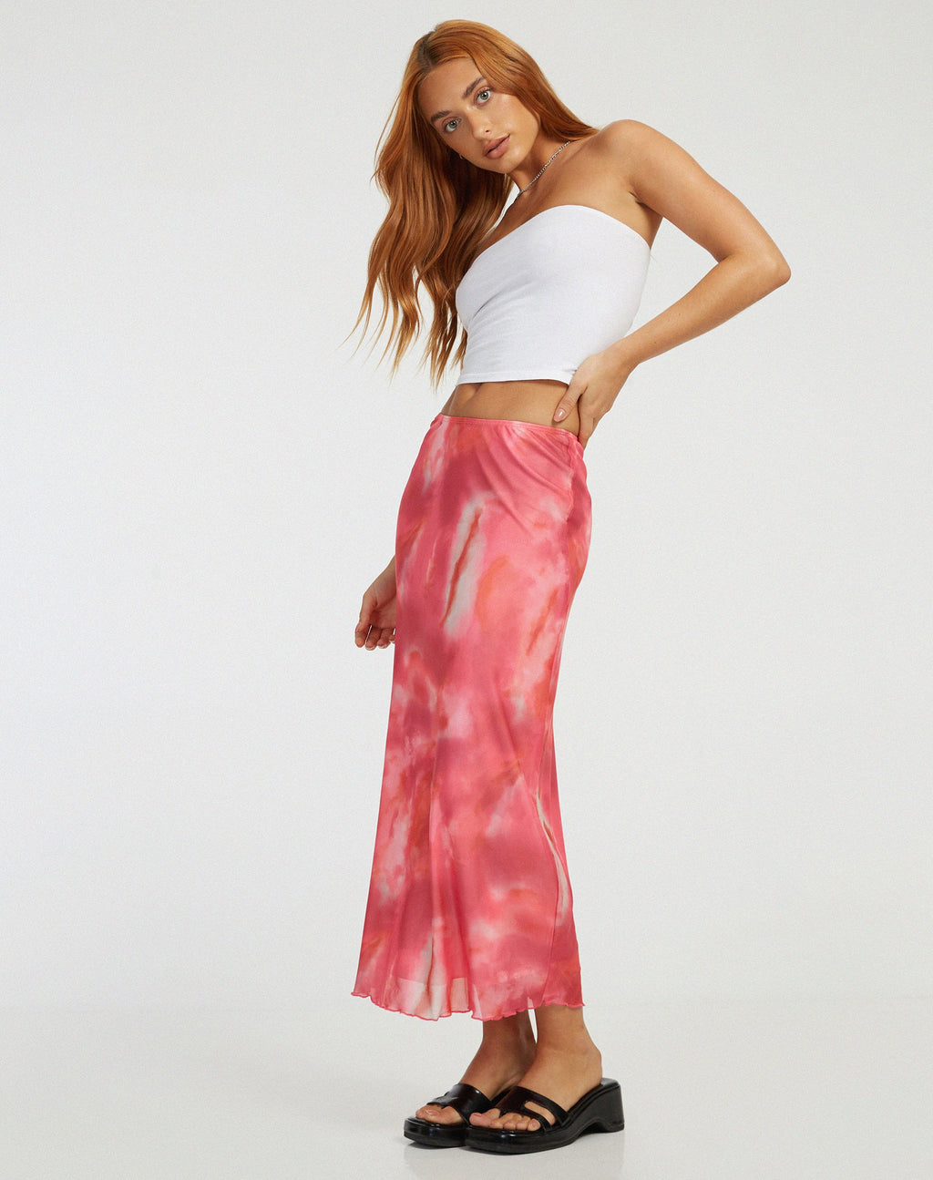 Lassie Maxi Skirt in Abstract Blurred Pink
