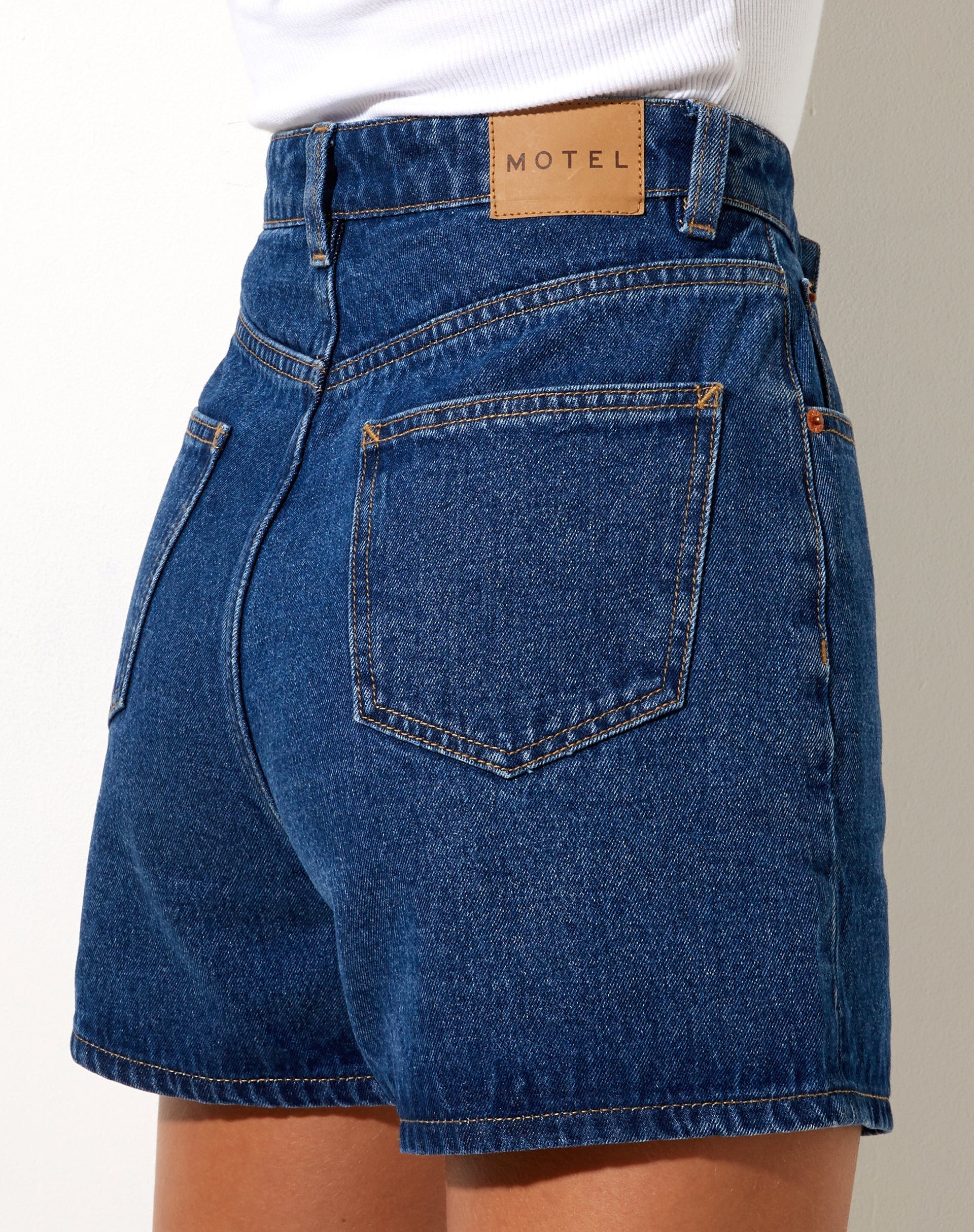 Vintage mom jean on sale shorts