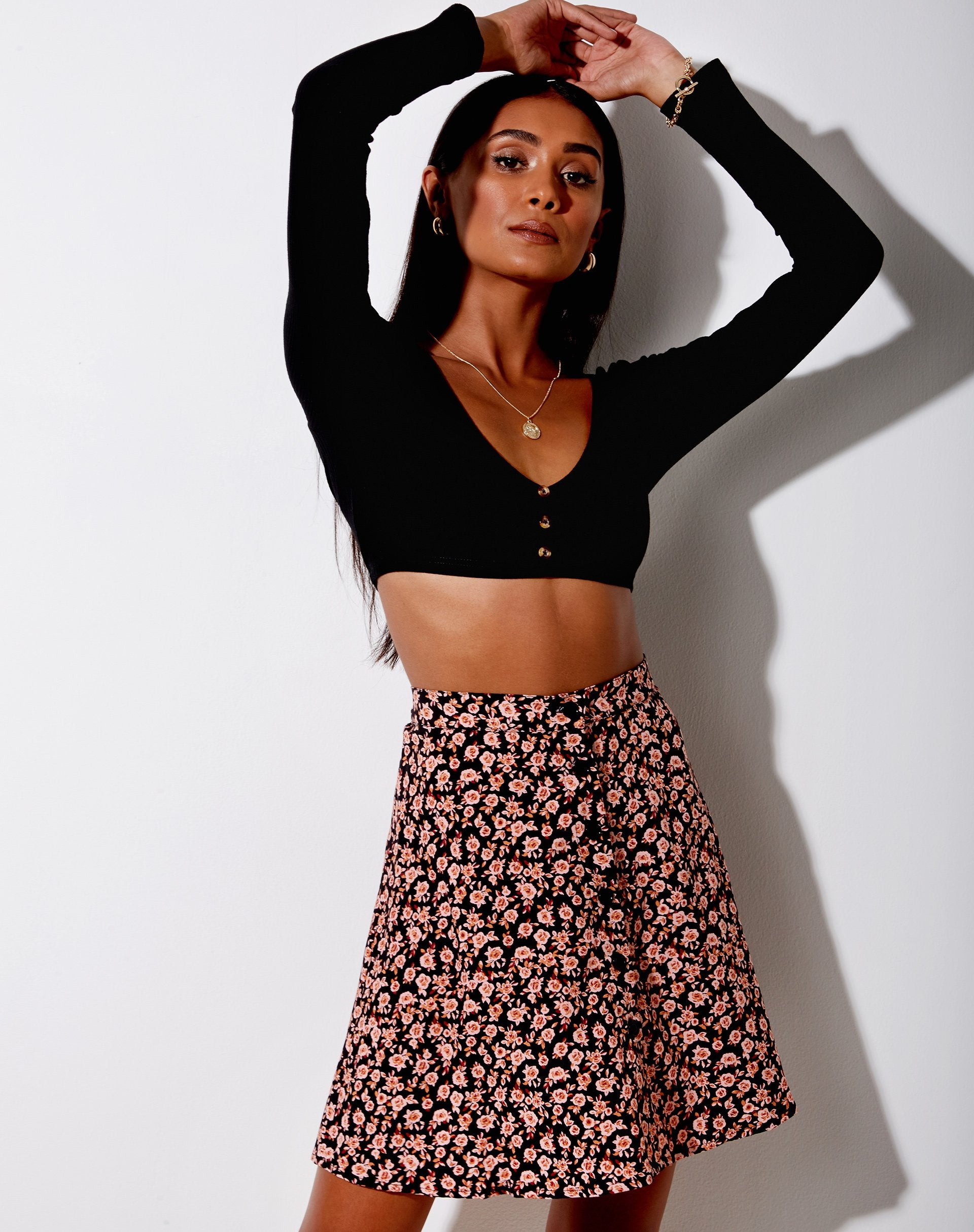 Floral mini skirt au best sale