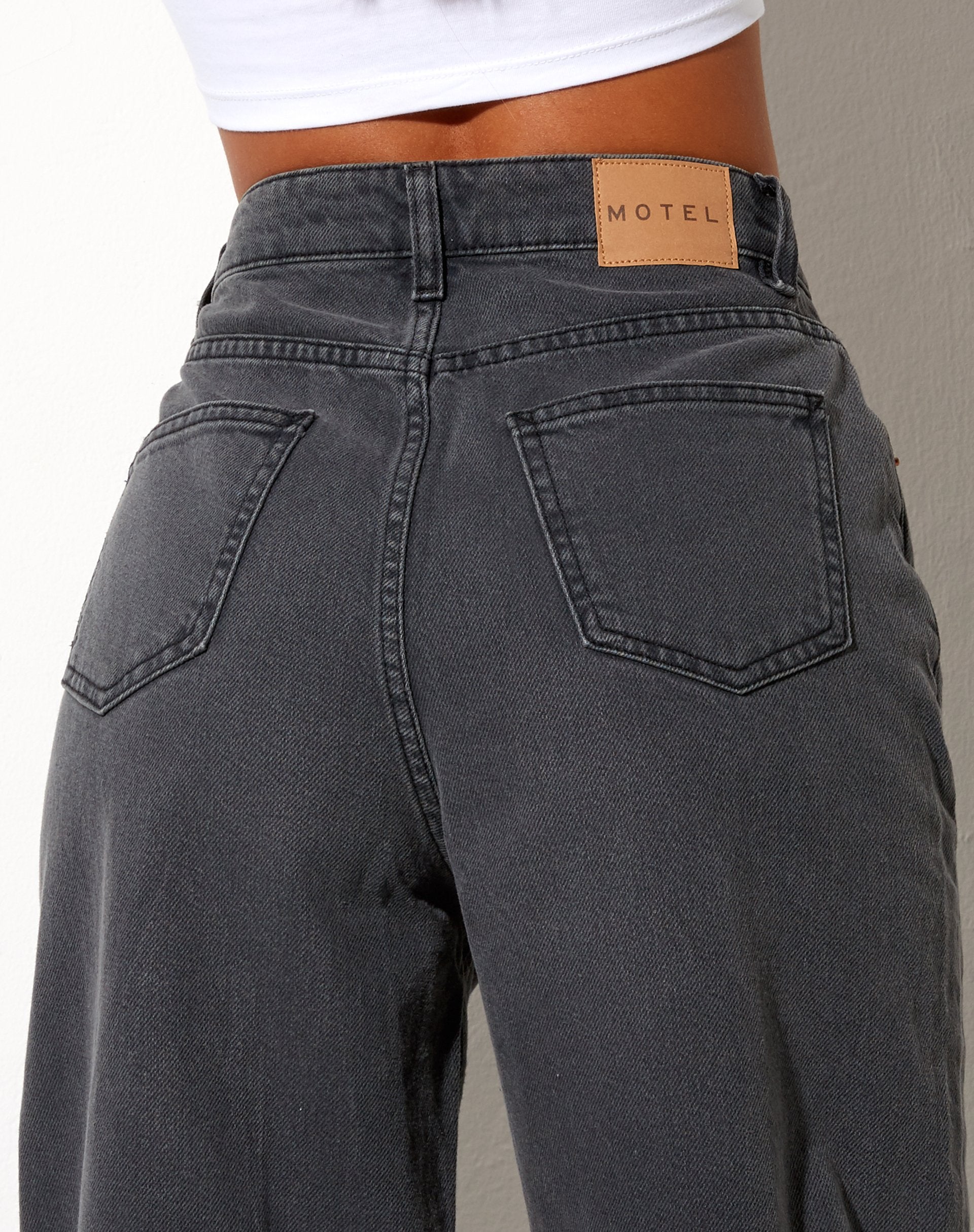 Image of Parallel Jeans in Grey Wash