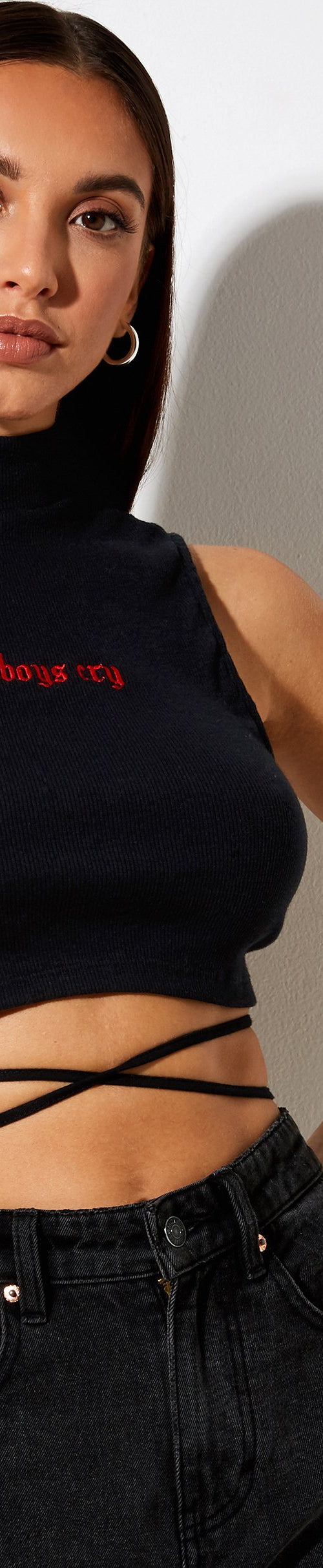 Image of QUERA TOP RIB BLACK MAKE BOYS CRY EMBRO