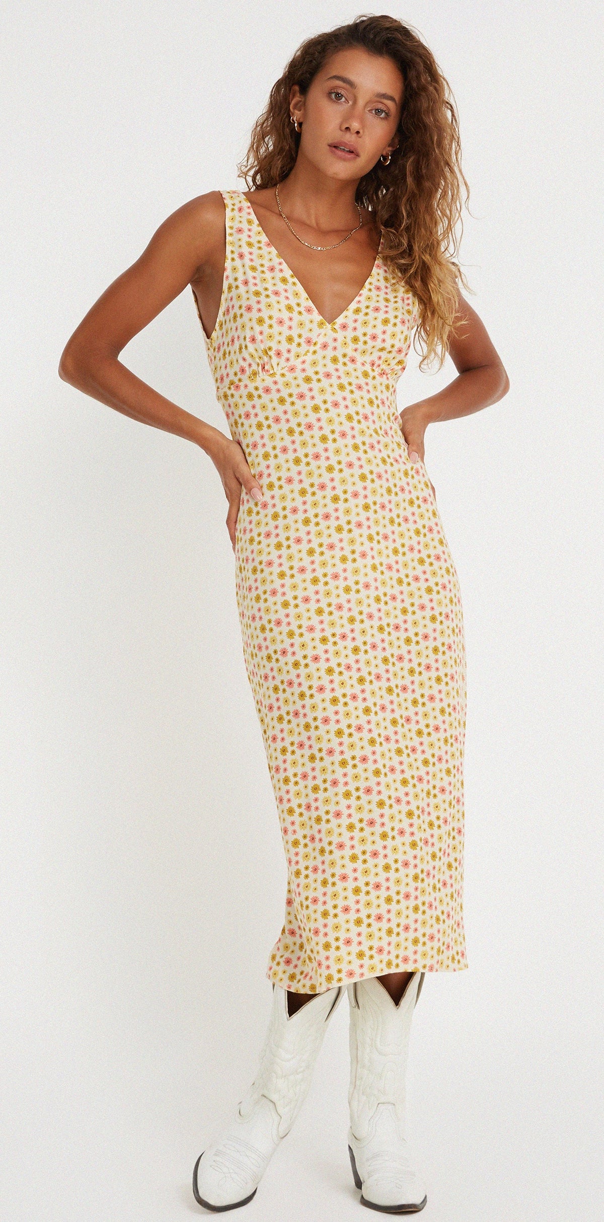 Daisy Cream Chain Floral Printed Midi Dress | Lisheva – motelrocks-com-aus