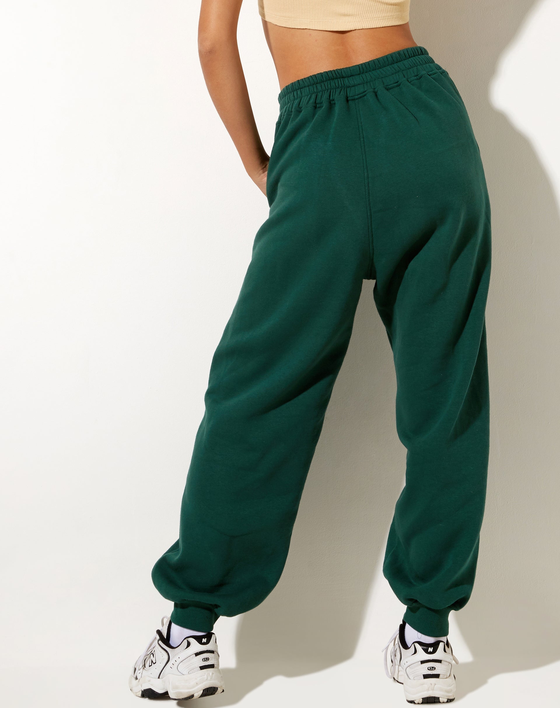 Forest green sweatpants discount womens