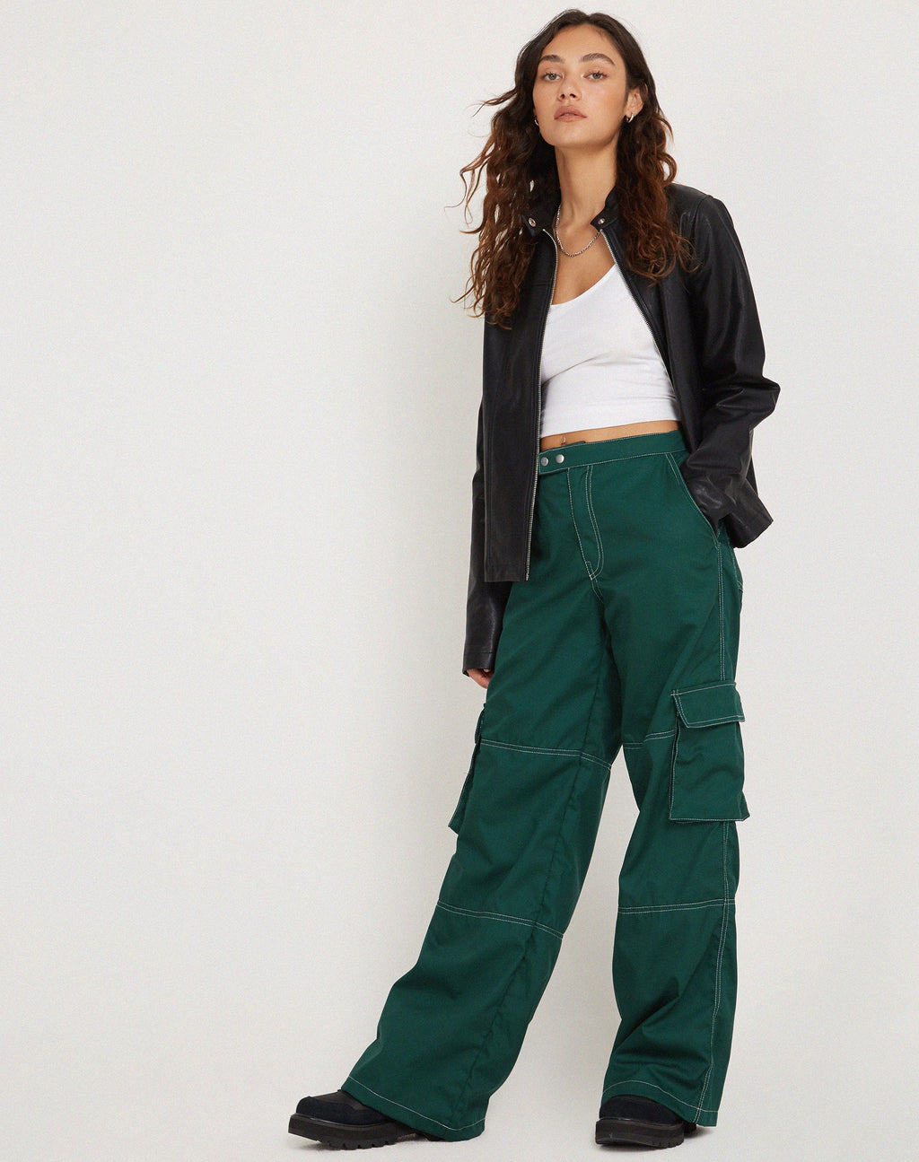 Saul Wide Leg Cargo Trouser in Bottle Green with White Stitching